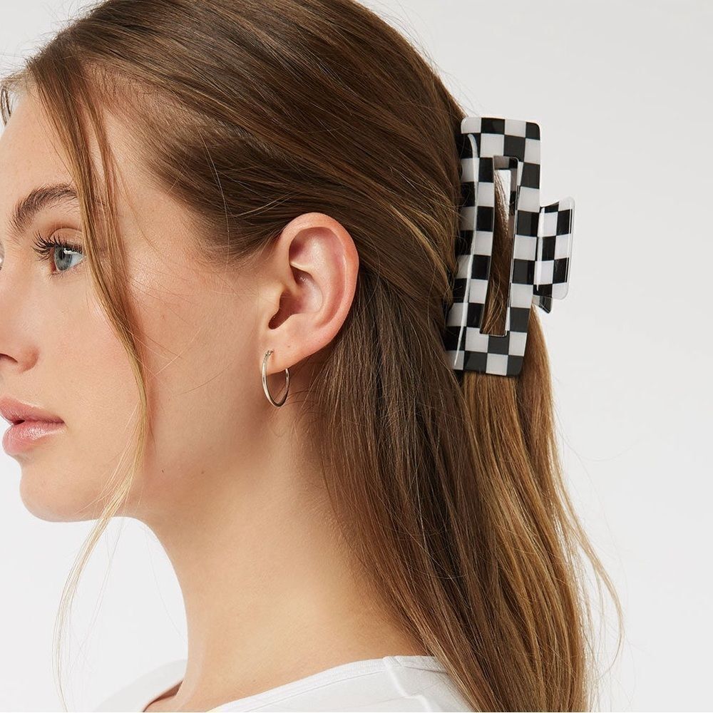 Checkered Hair Clip K16